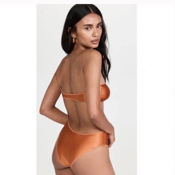 Oseree Glow Asymmetric cut out one shoulder one piece swimsuit. NWOT - Picture 6 of 15